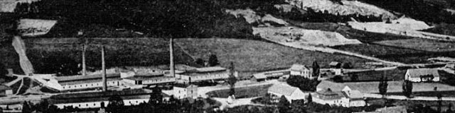 Pohled na obec a vpenn lomy (1910)