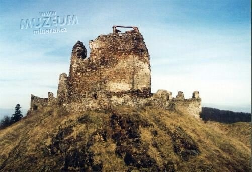 Zcenina hradu Lichnice